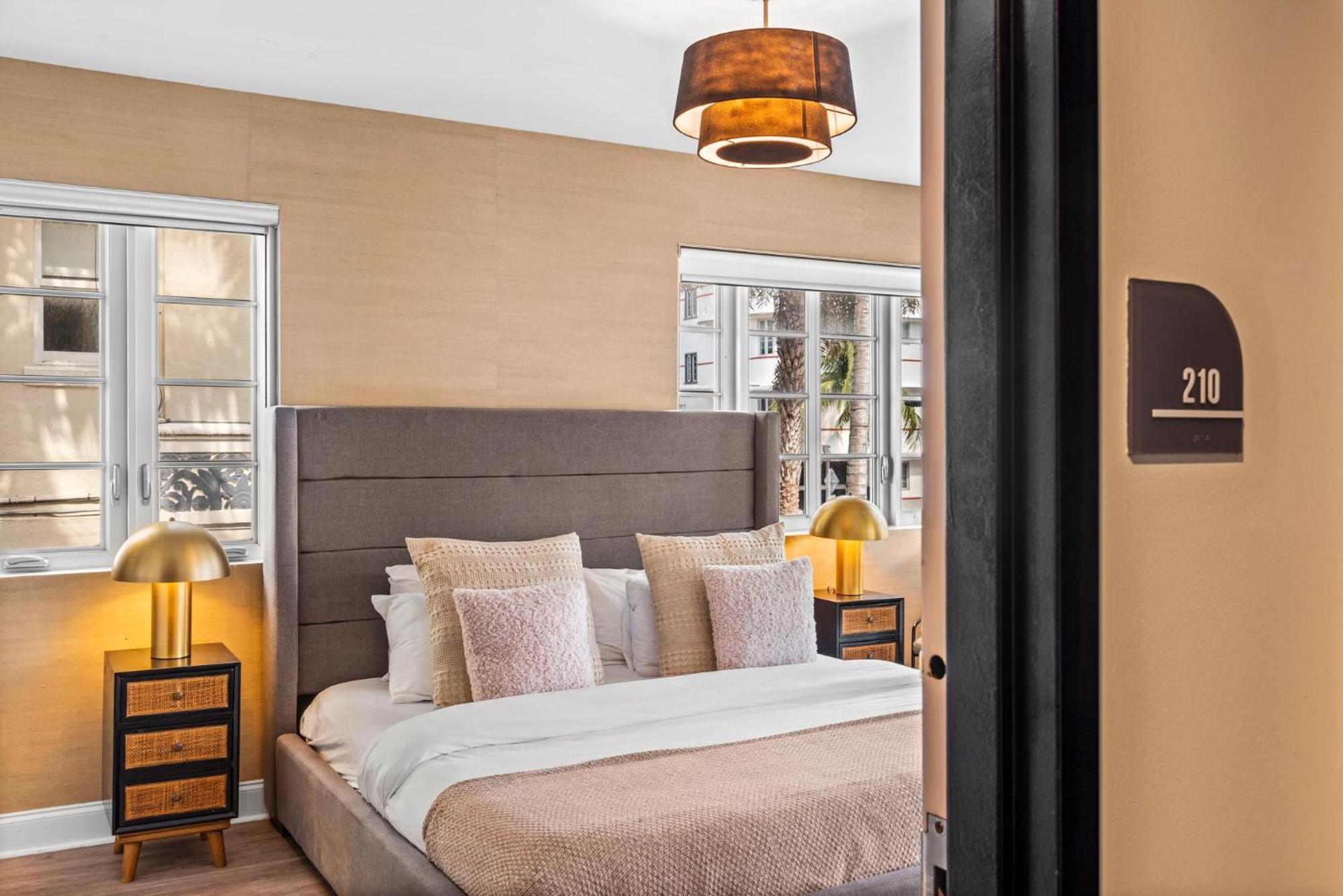 Luxuri Suites Miami Beach Bagian luar foto