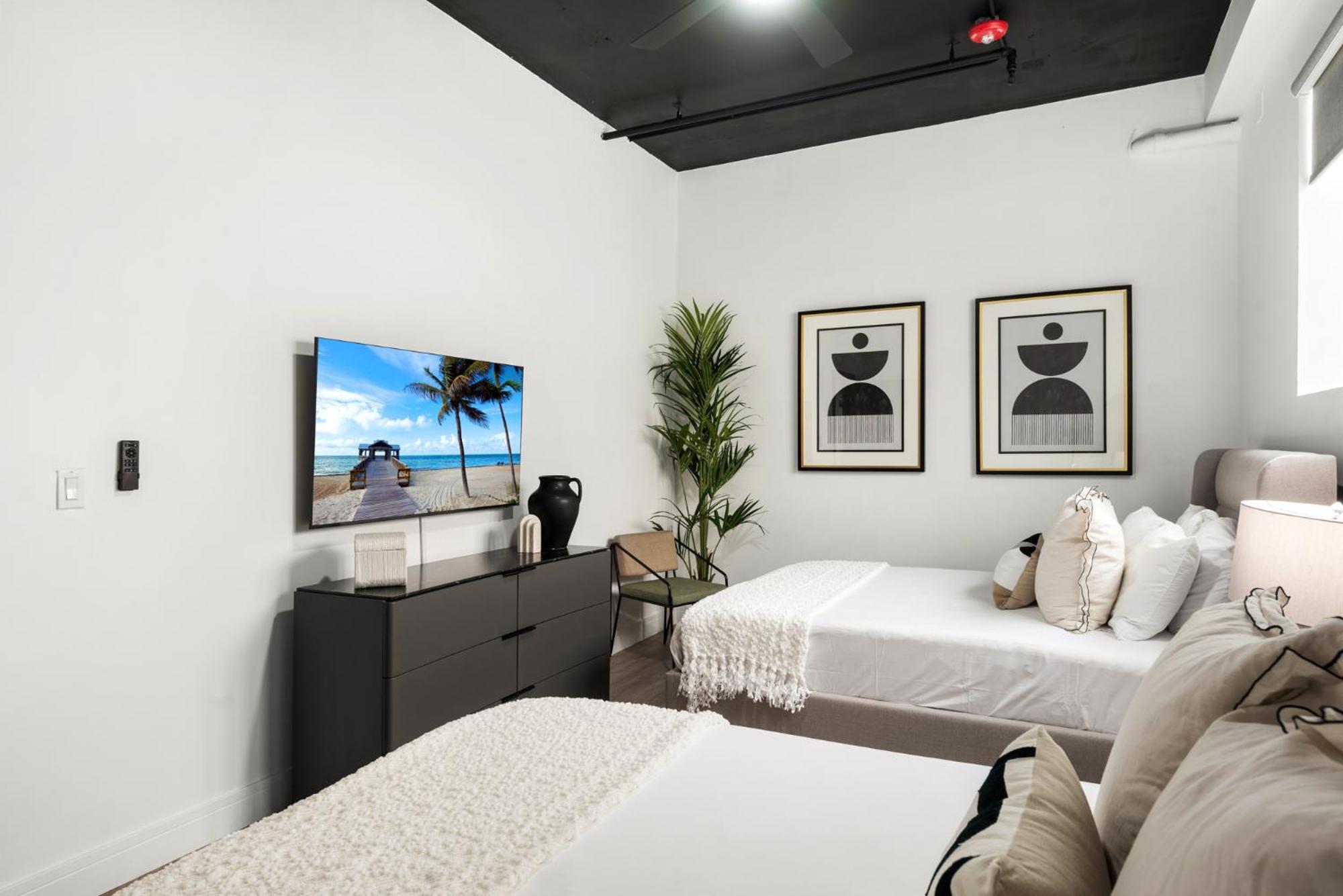 Luxuri Suites Miami Beach Bagian luar foto