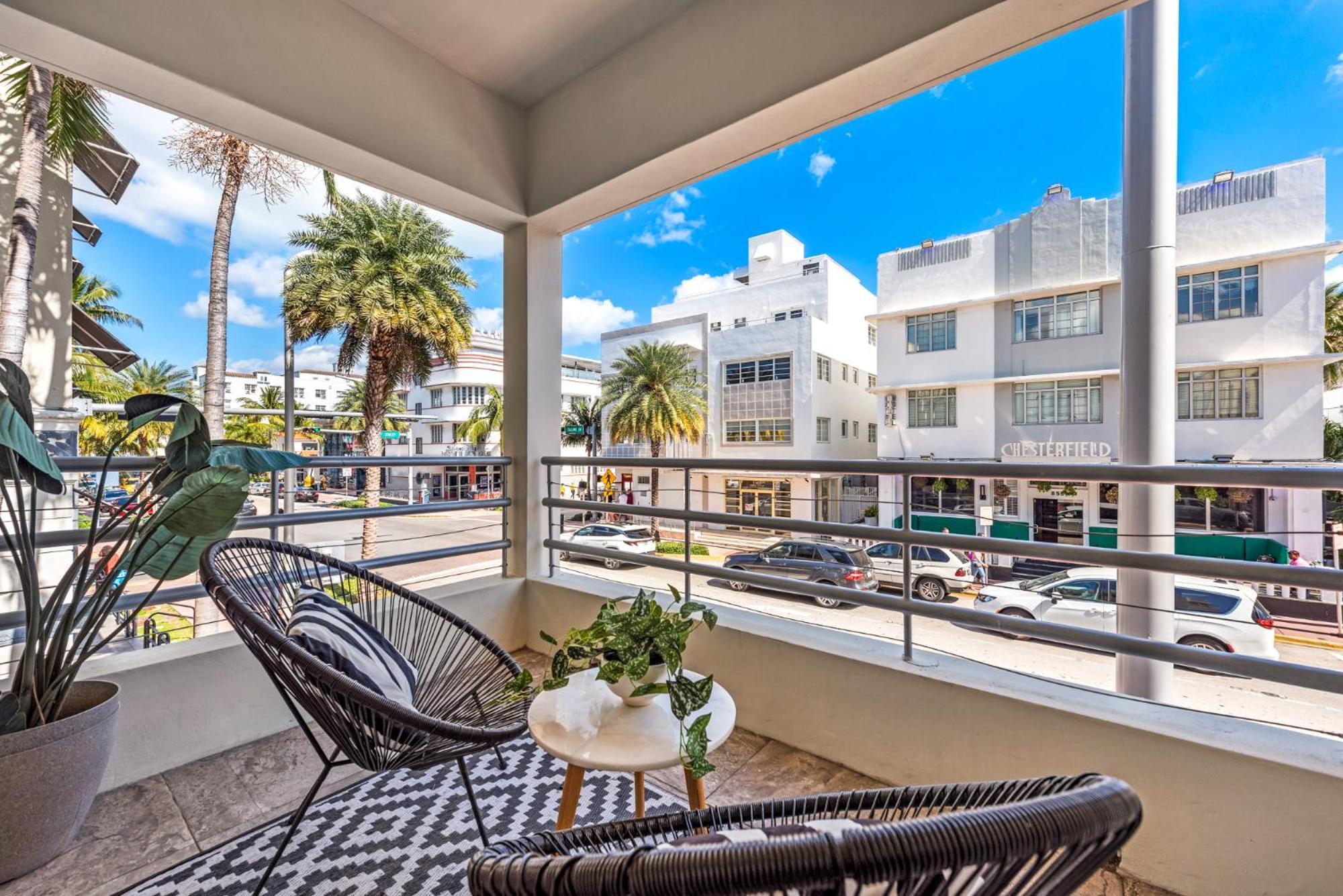 Luxuri Suites Miami Beach Bagian luar foto