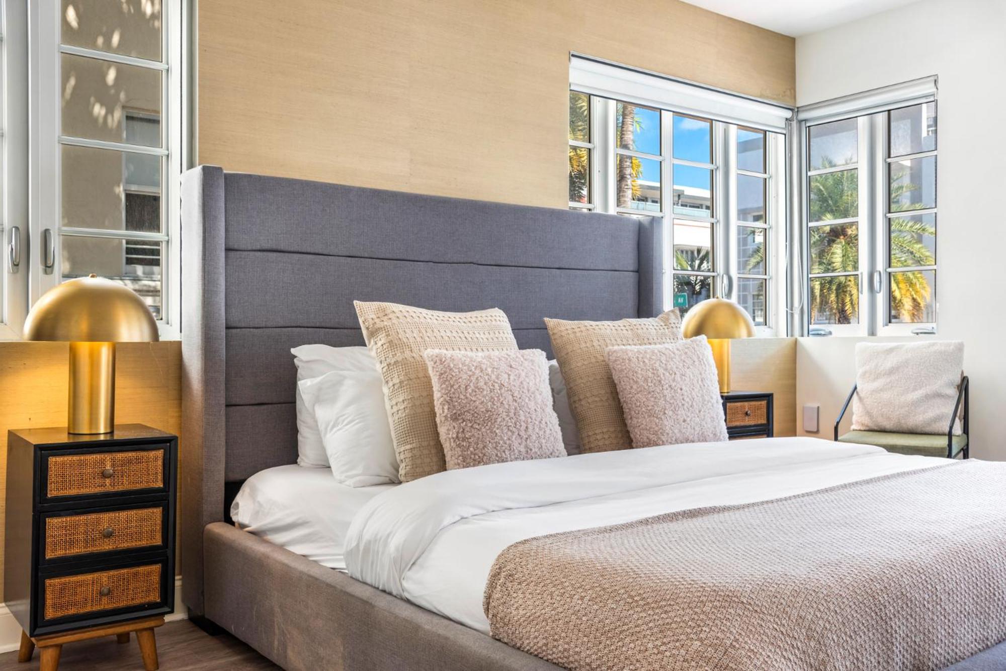 Luxuri Suites Miami Beach Bagian luar foto