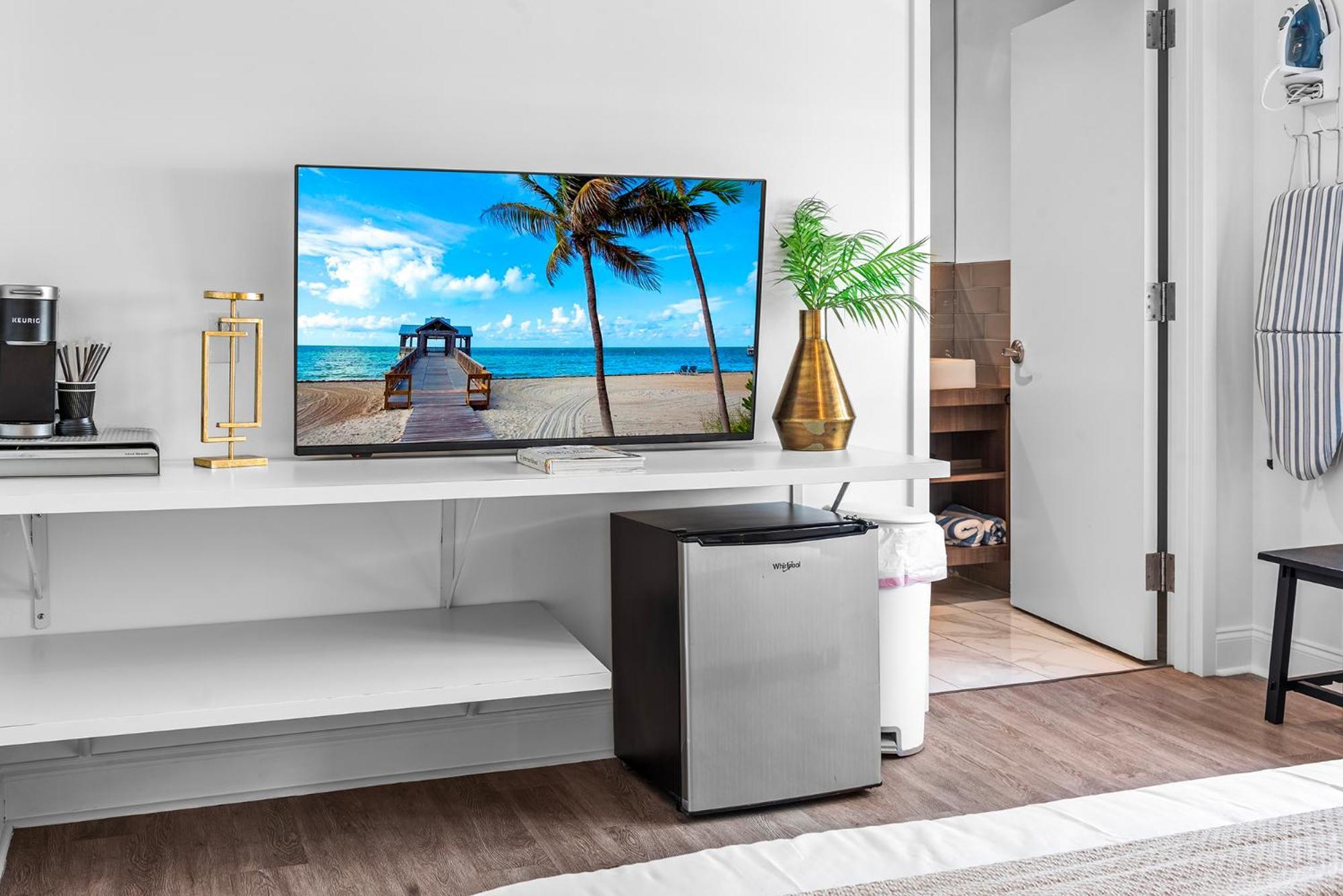 Luxuri Suites Miami Beach Bagian luar foto